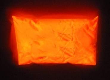 Polvere fosforescente