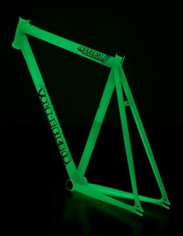 Kit complet de peinture phosphorescente pour vélo