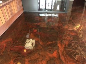 Come realizzare degli effetti marmorizzati con delle resine epossidiche?