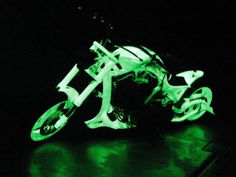 Examples of phosphorescent paint for the car and motorcycle