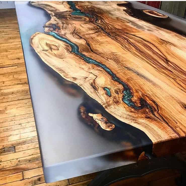 Come realizzare un tavolo fluviale con resina epossidica?
